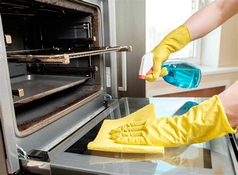 The Best Commercial Oven Cleaners You Can Buy Today